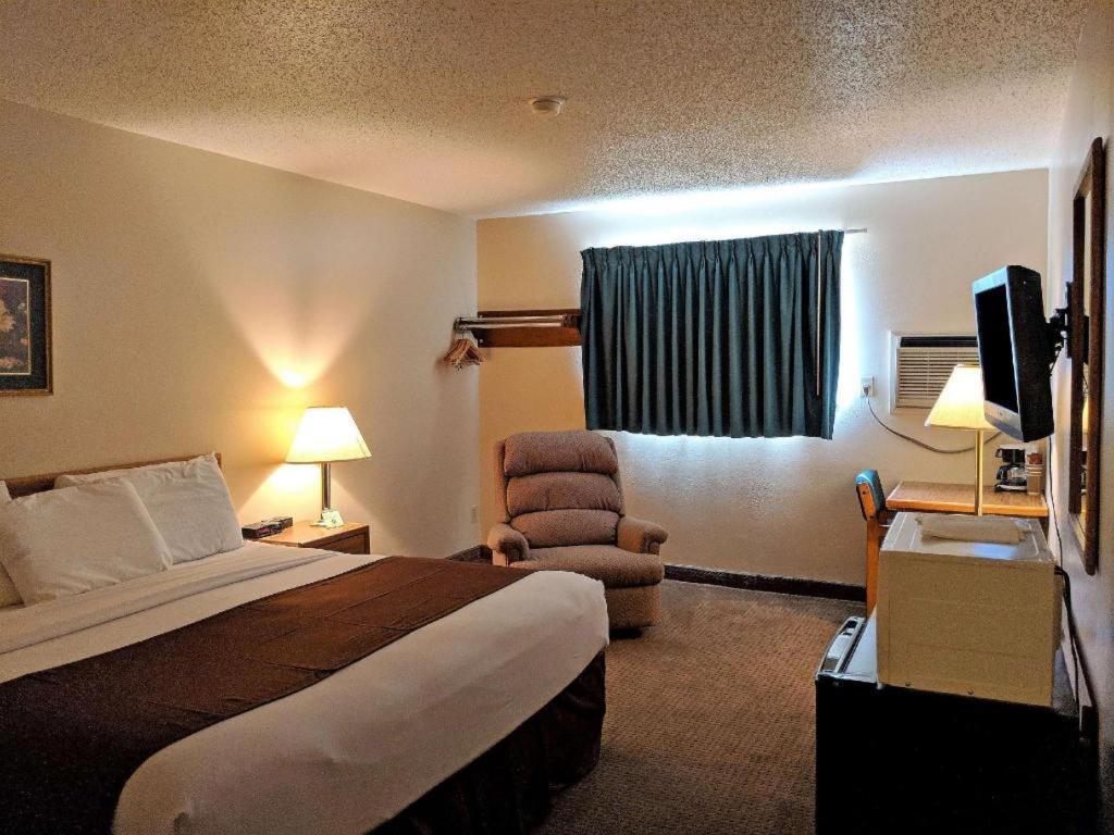 Americas Best Value Inn Torrington Ngoại thất bức ảnh