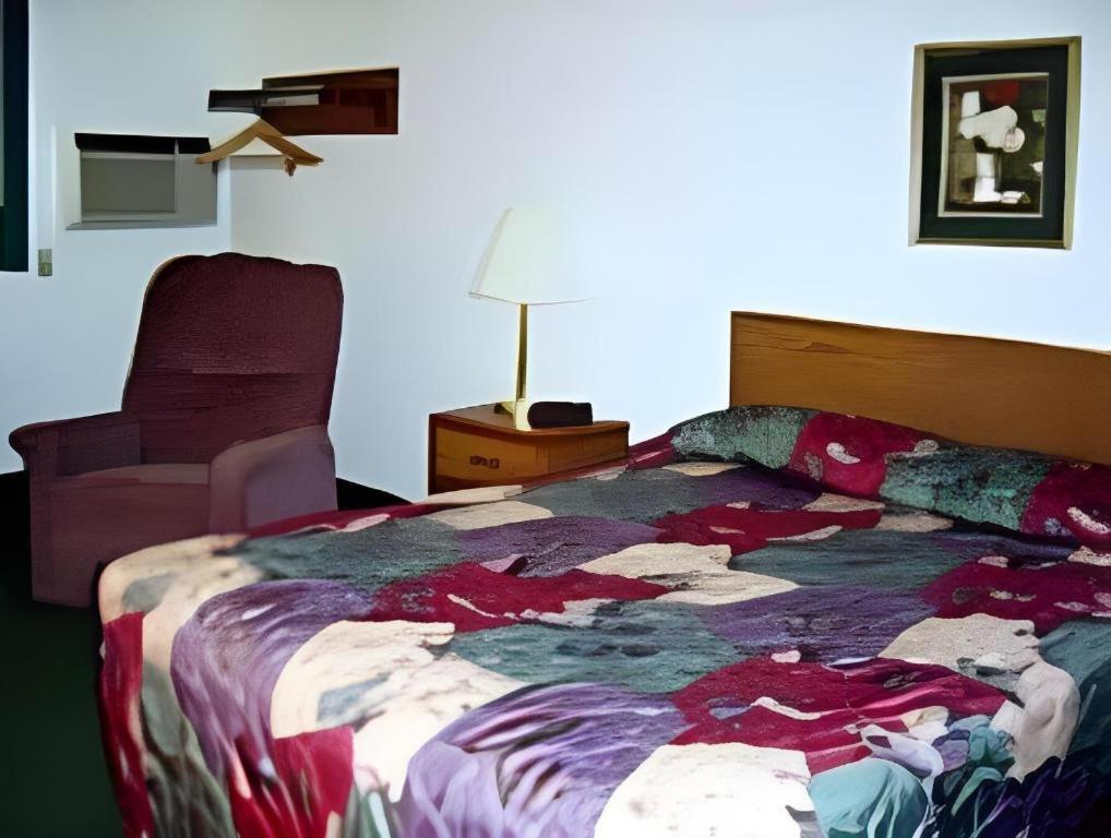 Americas Best Value Inn Torrington Ngoại thất bức ảnh