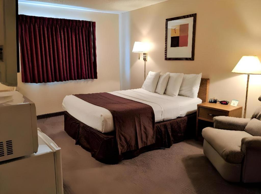 Americas Best Value Inn Torrington Ngoại thất bức ảnh