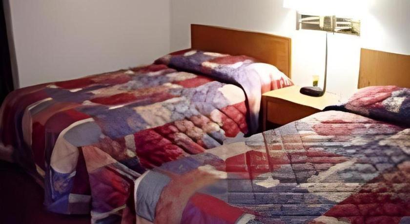 Americas Best Value Inn Torrington Ngoại thất bức ảnh