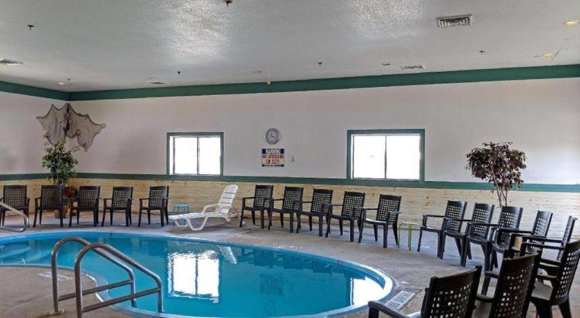Americas Best Value Inn Torrington Ngoại thất bức ảnh